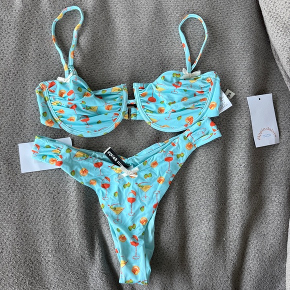 Dippin' Daisy's | Swim | Dippin Daisys Bikini Set | Poshmark